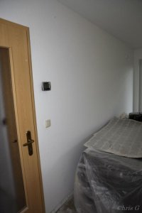 Wand zum Keller-Schlafzimmer(neu).jpg