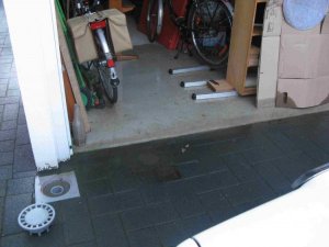 Regenwasser_in_Garage.jpg