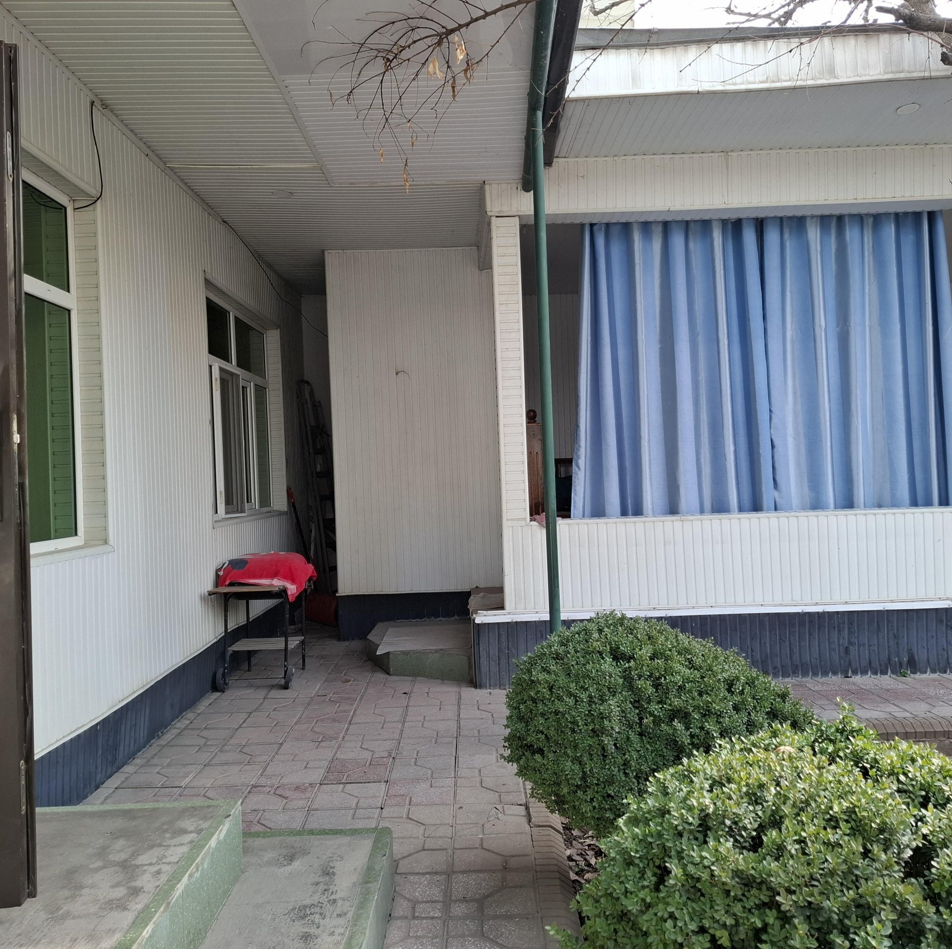 Blick auf Eckraum-Terrassenverbindung.jpg