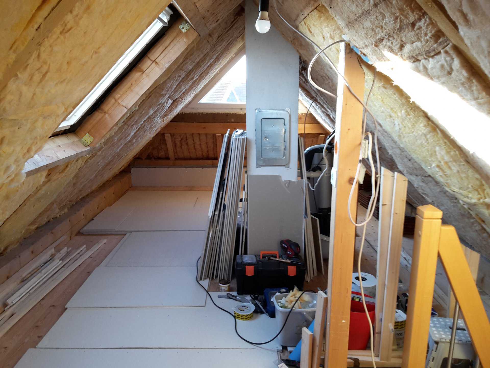 Treppe hoch Blick rechts.jpg