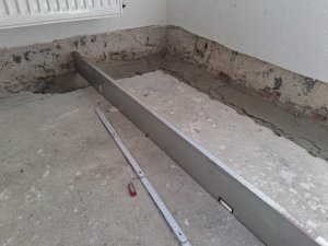 Markierungen für die Harz.-Löcher.jpg