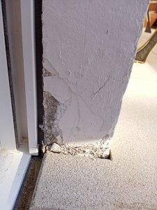 Außenseite Balkon.jpg