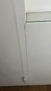 Riss - Nordeseite Bad Innen 04.jpg