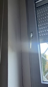 Riss - Nordeseite Bad Innen 01.jpg