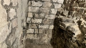 Keller Nordseite 05.jpg