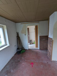 Riss Kellerkante linke Hausseite+.jpg