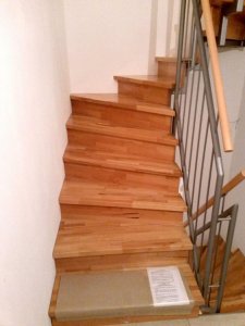 Treppe-OG-EG2-a.jpg
