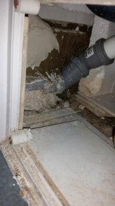 Bad Sondert Einen Atzenden Und Beissenden Geruch Ab Inkl Bilder