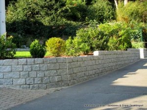 Granitmauersteine, Granitmauer, Granitsteine, Natursteine, Granitpflastersteine, Blockstufen, Br.jpg