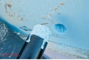 Bohrkern in Bohrer.JPG