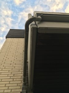 2-Balkon von unten.JPG