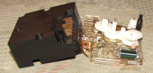 Schaltuhr zerlegt 14.JPG