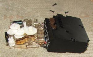 Schaltuhr zerlegt 16.JPG