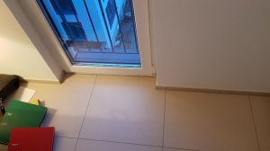 Nachbar Küche Fenster.jpg