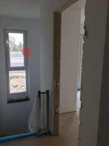 Fenster zu hoch.jpg