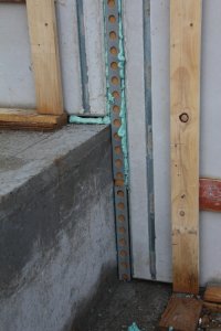 1a Fuge unten (von vorne) höherer Nachbar.JPG