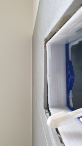 Spülkasten Wartungsöffnung.jpg