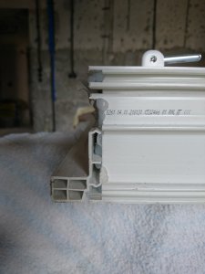 Fensterrahmen Seitenansicht mit Futterleiste 25mm unten außen.JPG