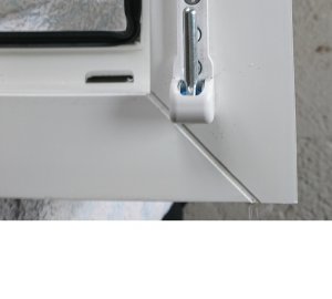 Fensterrahmen Gehrung unten.JPG