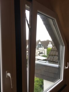Beschlag:Schere neues Kippfenster 2.JPG