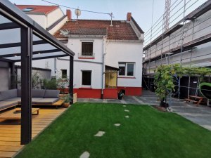Wohnhaus_Hof.jpeg