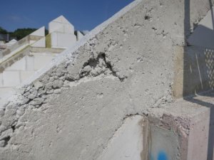 20130715_102408_Ostgiebel_Aussenseite_Stahl_sichtbar_Qualität.jpg