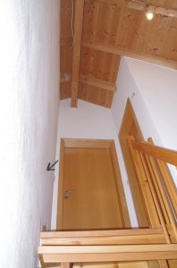 Treppe_DG_1.JPG