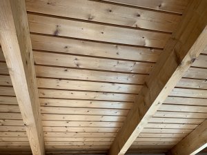Holzbalkendecke.jpg