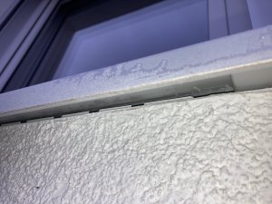 Detail_Fenster_UnterseiteFensterbrett.JPG