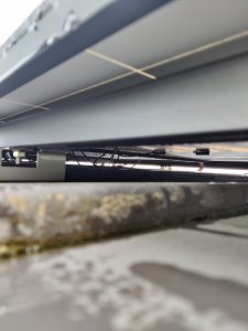 Kabel lose auf Dachziegel 4.jpg
