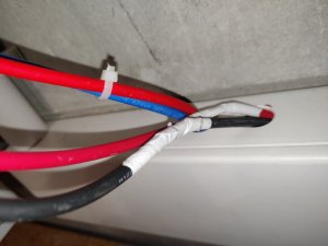 Kabel geflickt - Stoßverbinder + Isolierband 2.jpg