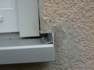 P1230398 WZ nord Fensterbank undicht.JPG