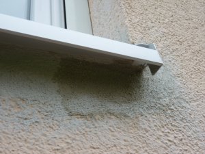 P1230399 WZ nord Fensterbank undicht.JPG