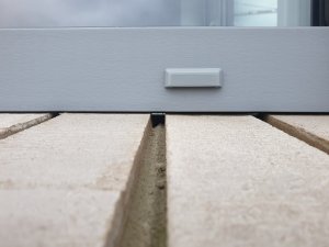 Fensterbank von aussen nach innen.jpg