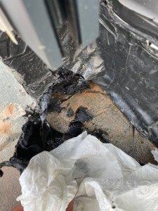 Ecke Fenster OG.jpg