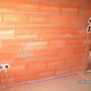 Kabel zusammen in der Ecke