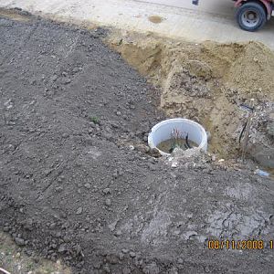 Erdkollektorverteiler in Betonschacht