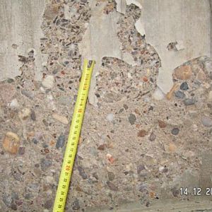 Steine im Beton