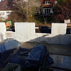 Reparaturstelle Bachseite Hausinnenansicht