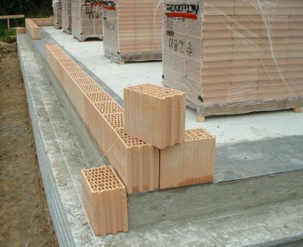 007_Erste Steinreihe