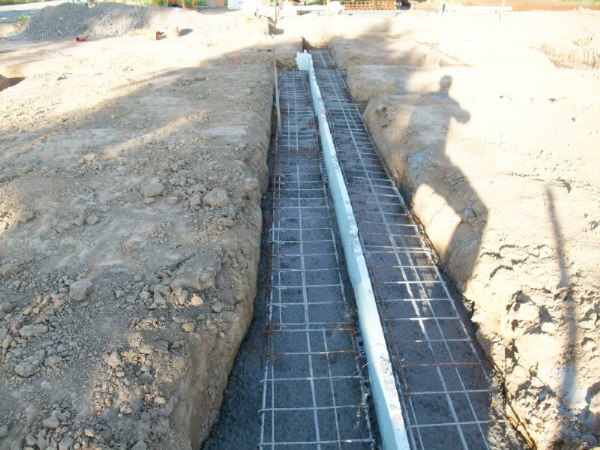 schön trennen zwischen Wohnbereich und HWR/Garage