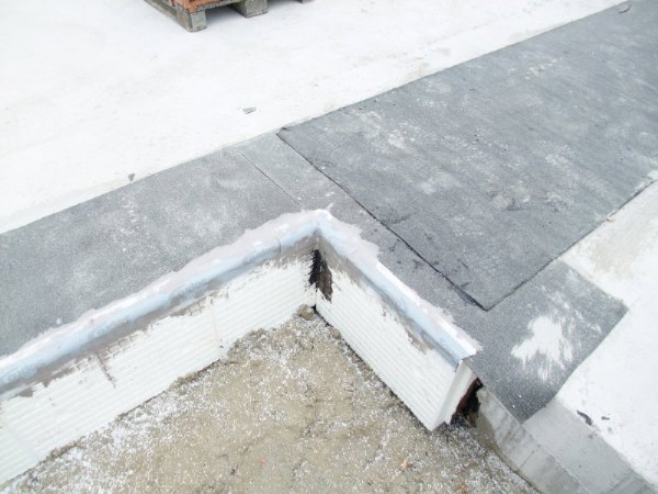 und hier beachte man die Ecke...